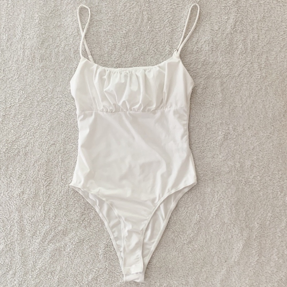 Hello Molly bodysuit